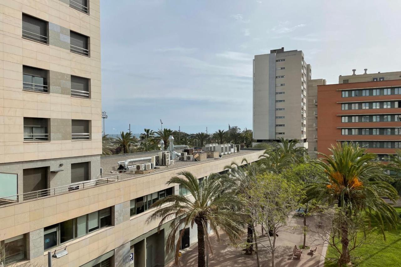 Apartment With Sea Views Next To The Beach Of Mar Bella Barcelona Exterior photo